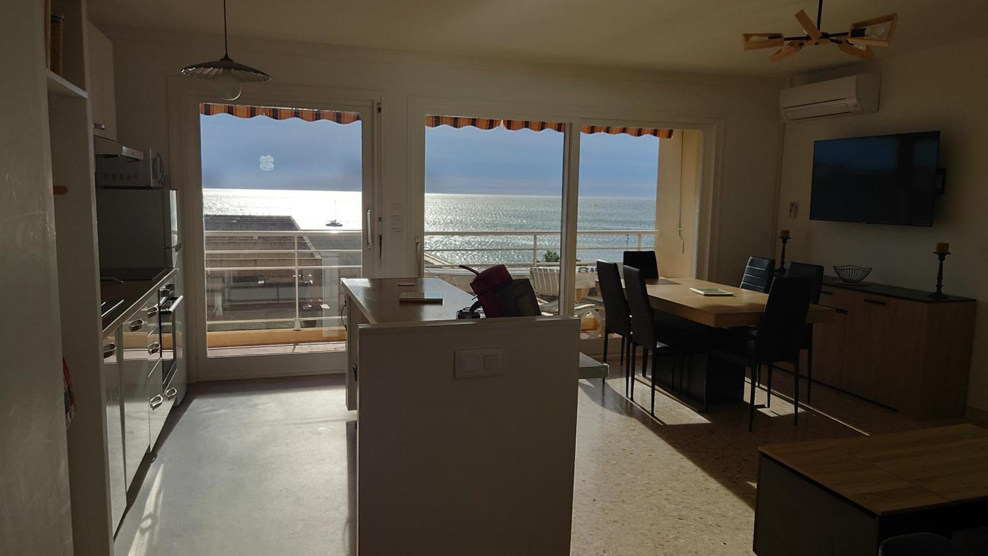 Appartement Vue Mer 80M2 Fréjus Buitenkant foto