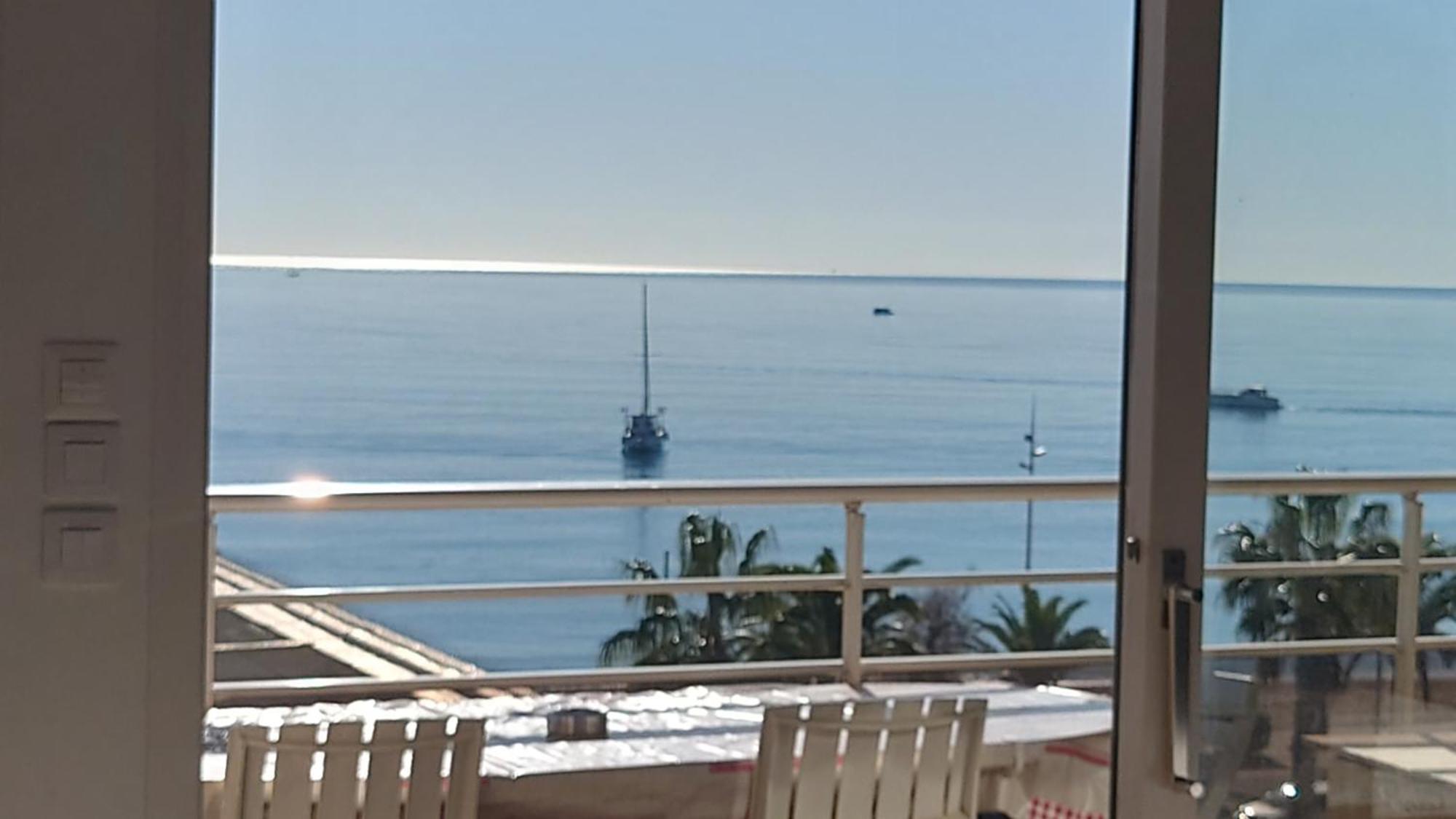Appartement Vue Mer 80M2 Fréjus Buitenkant foto
